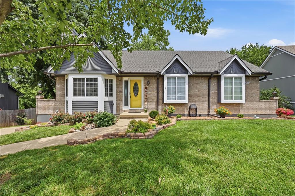 Listing Photo MLS #HMS2627125