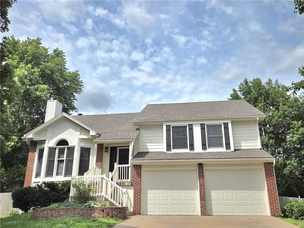 Listing Photo MLS #HMS2627192