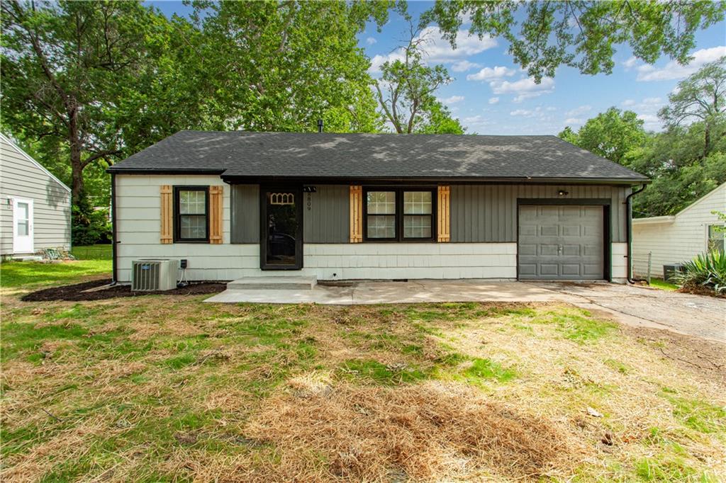 Listing Photo MLS #HMS2627229