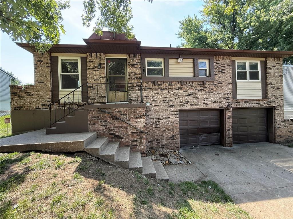 Listing Photo MLS #HMS2627535