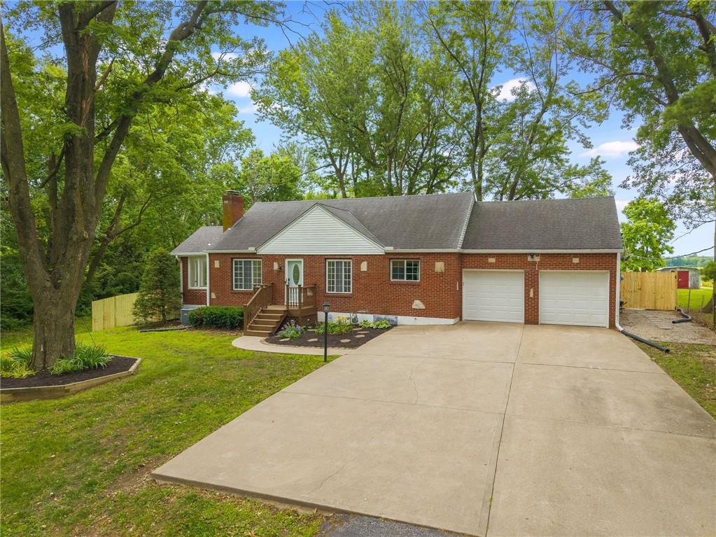 Listing Photo MLS #HMS2627588