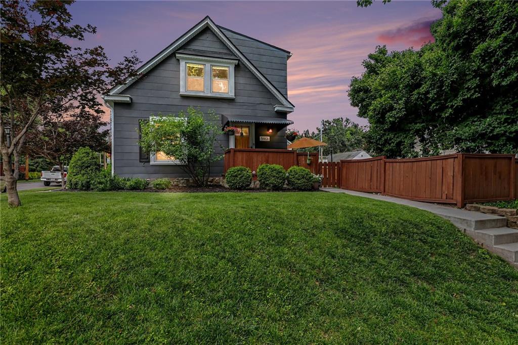 Listing Photo MLS #HMS2627614