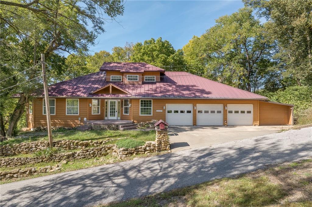 Listing Photo MLS #HMS2627633