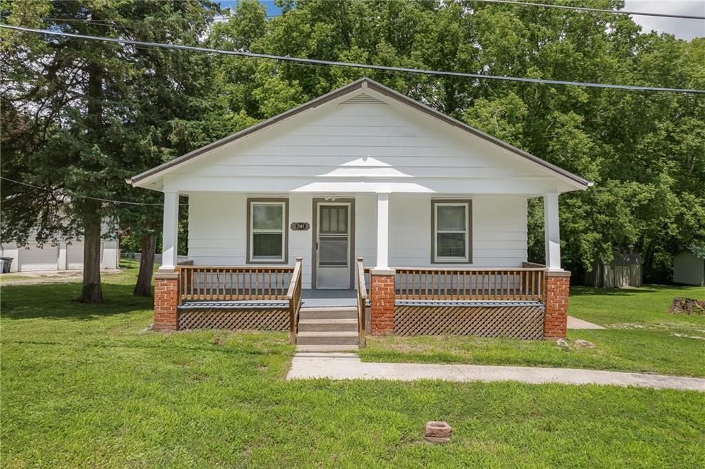 Listing Photo MLS #HMS2627668