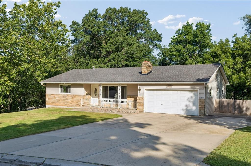 Listing Photo MLS #HMS2627714