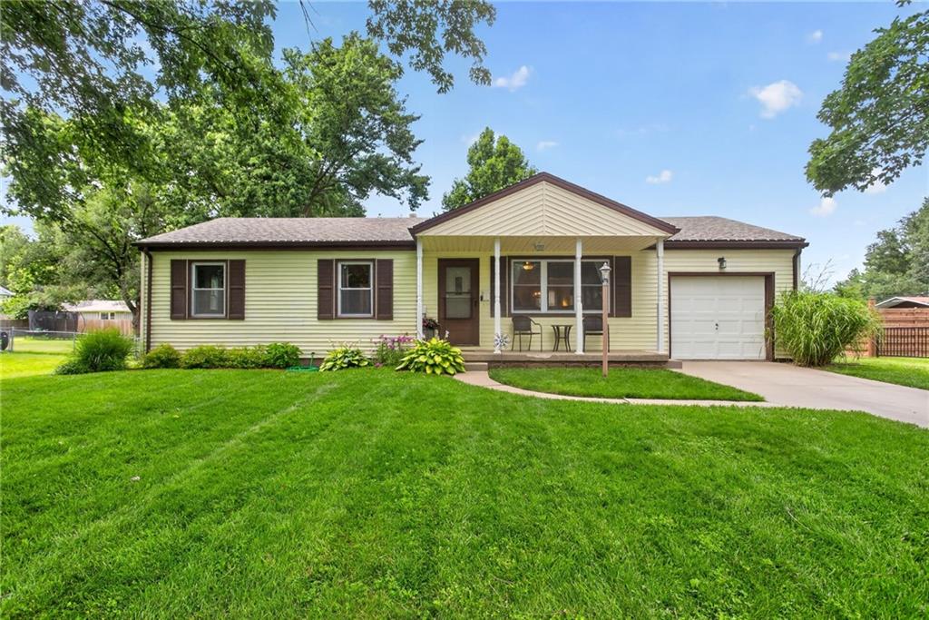 Listing Photo MLS #HMS2627816