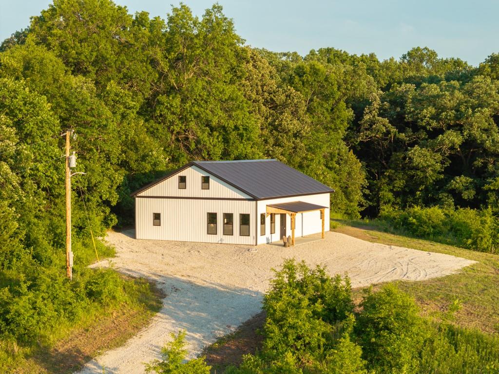 Listing Photo MLS #HMS2627897
