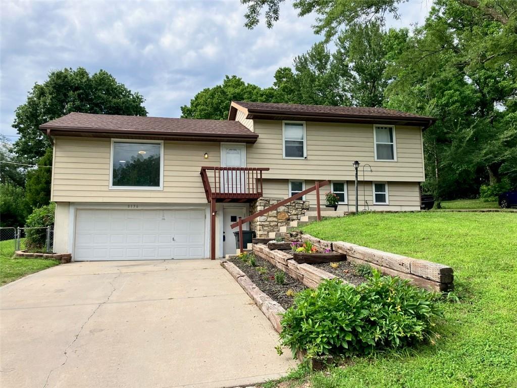 Listing Photo MLS #HMS2627933