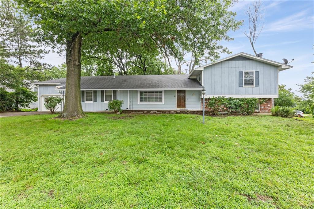 Listing Photo MLS #HMS2627991