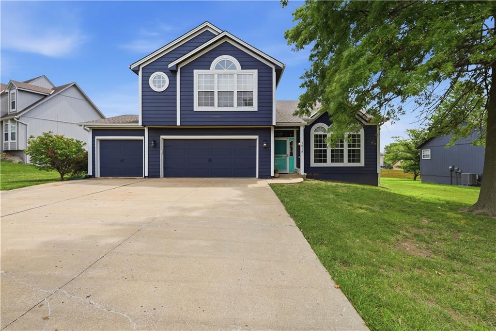 Listing Photo MLS #HMS2628041
