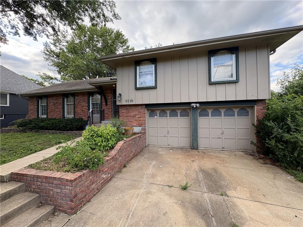 Listing Photo MLS #HMS2628183