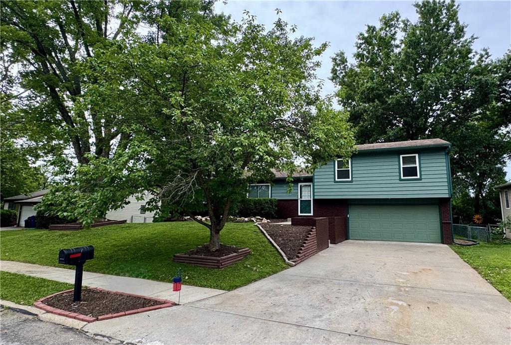 Listing Photo MLS #HMS2628205
