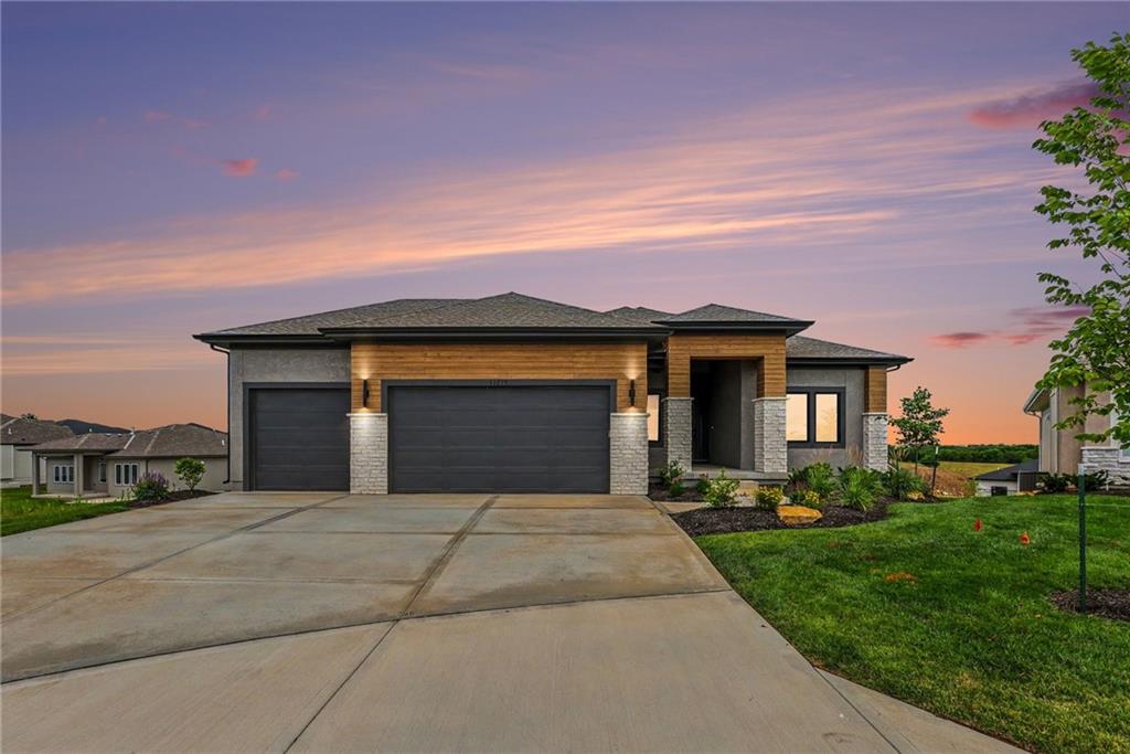 Listing Photo MLS #HMS2628437