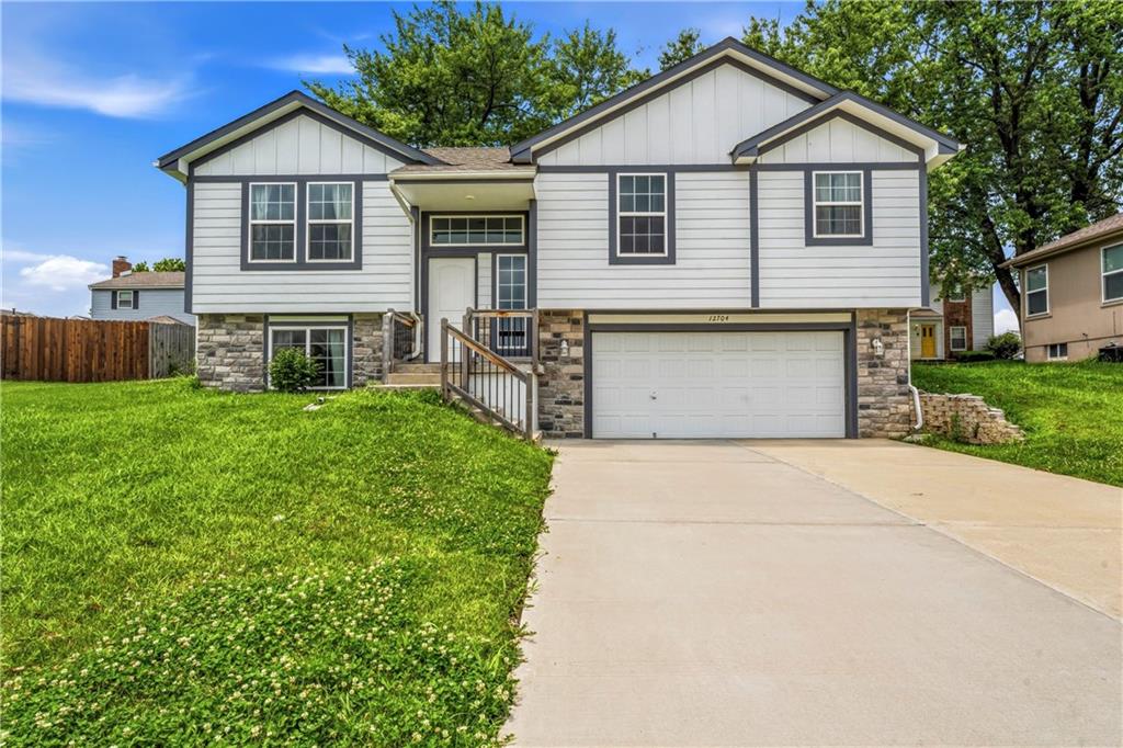 Listing Photo MLS #HMS2628589