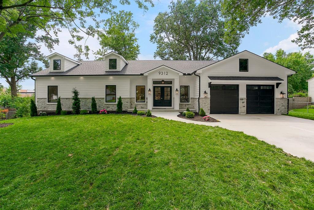Listing Photo MLS #HMS2628626