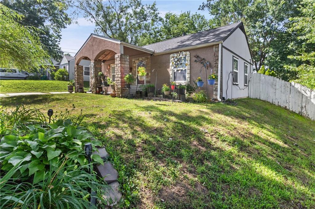 Listing Photo MLS #HMS2628687