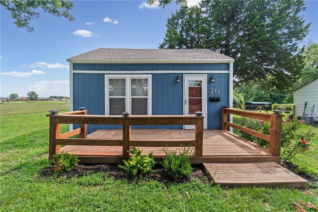 Listing Photo MLS #HMS2628775
