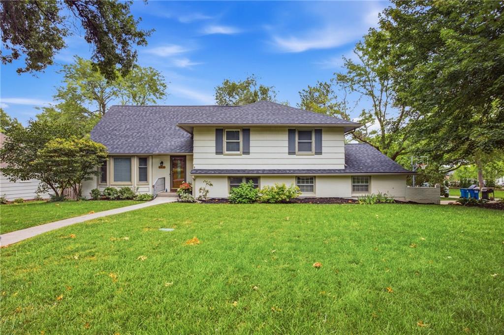Listing Photo MLS #HMS2628818