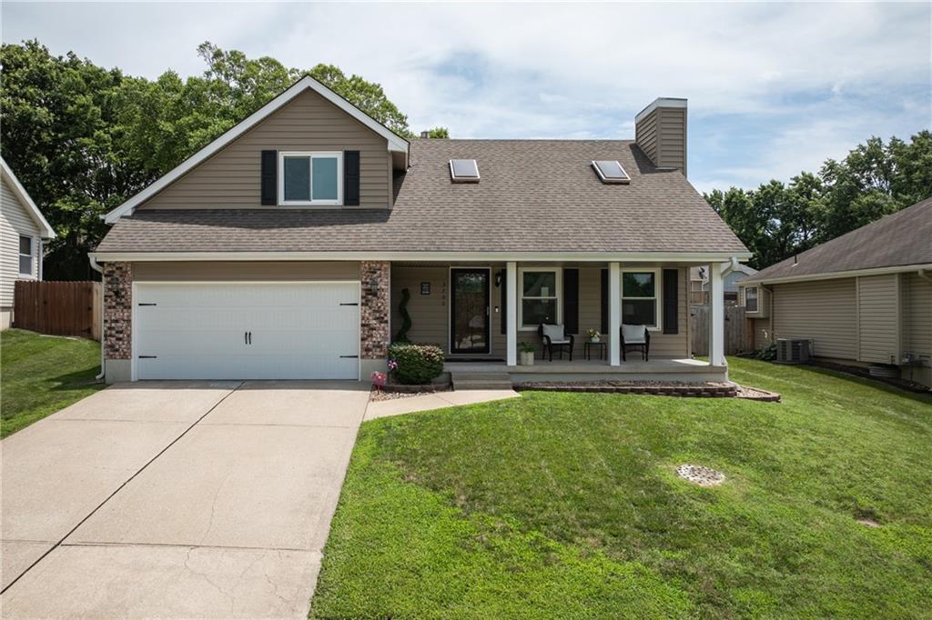 Listing Photo MLS #HMS2628906