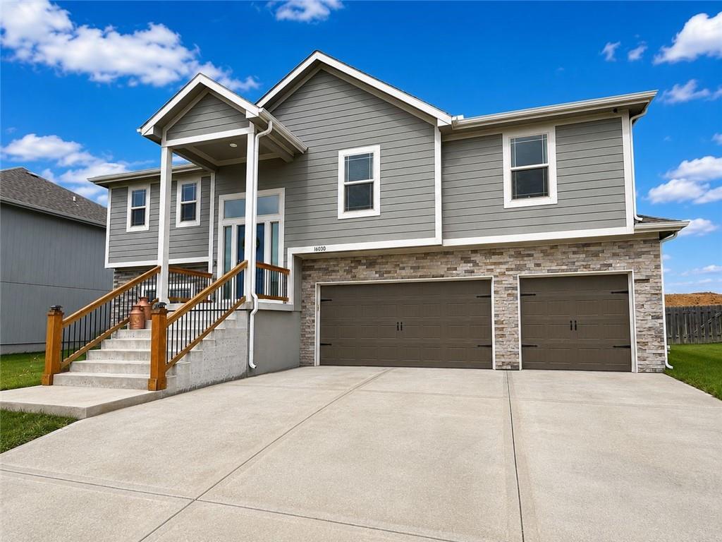 Listing Photo MLS #HMS2628972