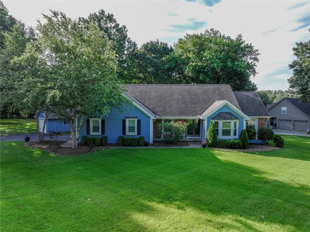Listing Photo MLS #HMS2629022