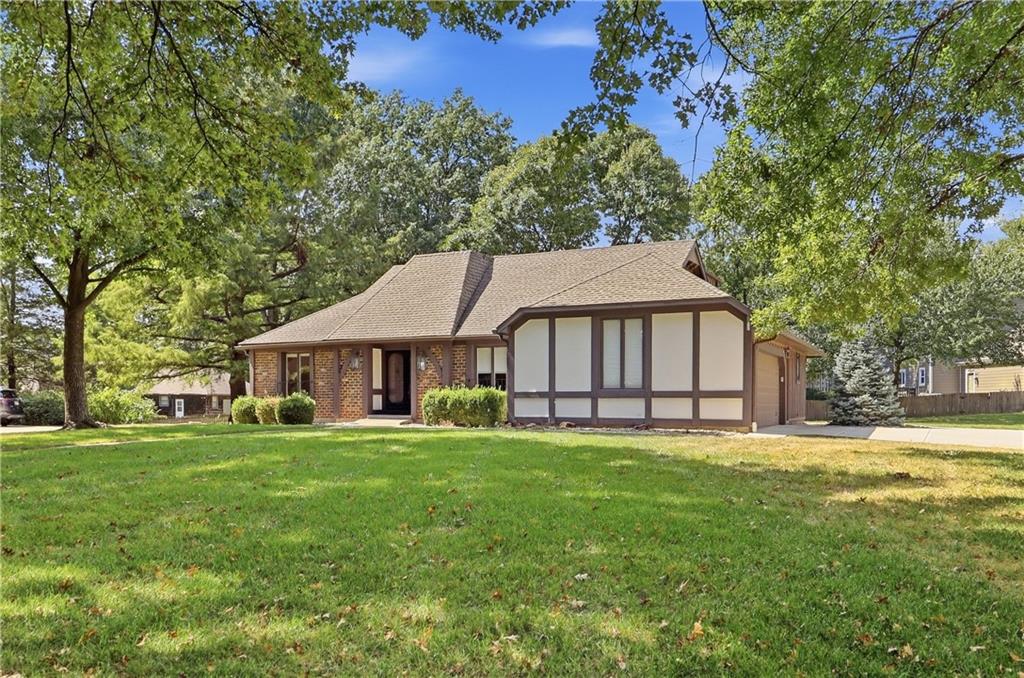 Listing Photo MLS #HMS2629429