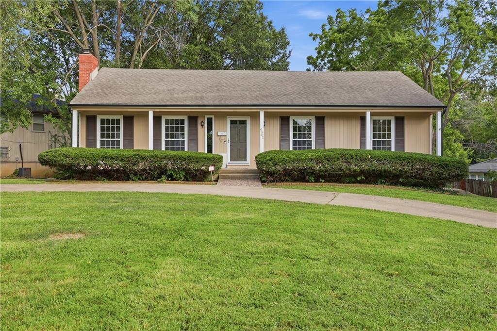 Listing Photo MLS #HMS2629552