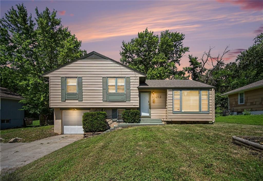 Listing Photo MLS #HMS2629573