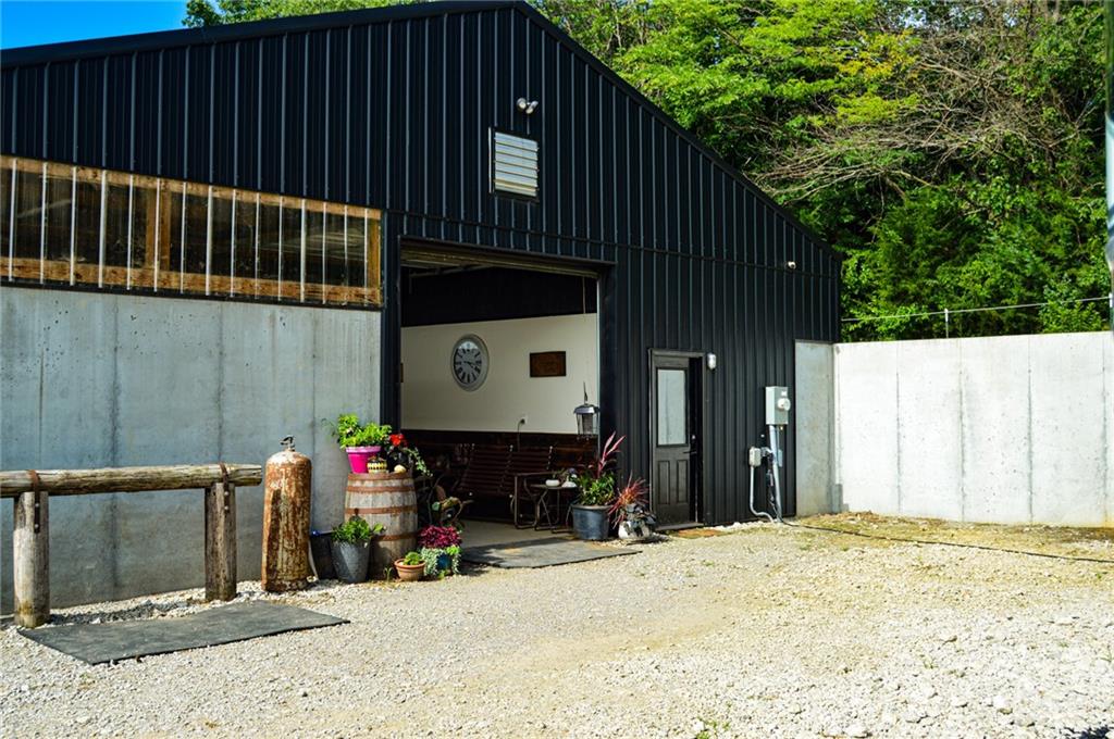 Listing Photo MLS #HMS2629711