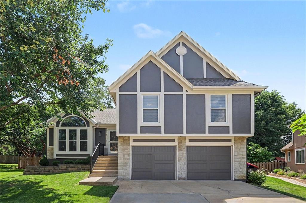 Listing Photo MLS #HMS2629755