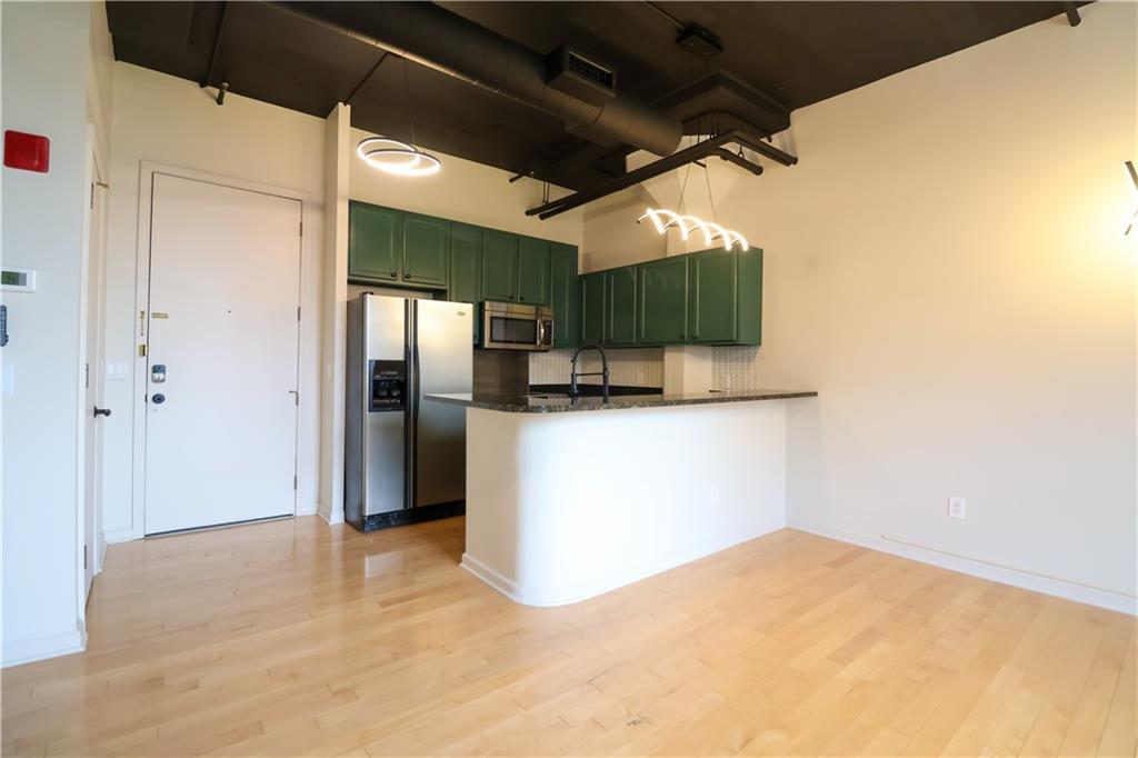 Listing Photo MLS #HMS2629790