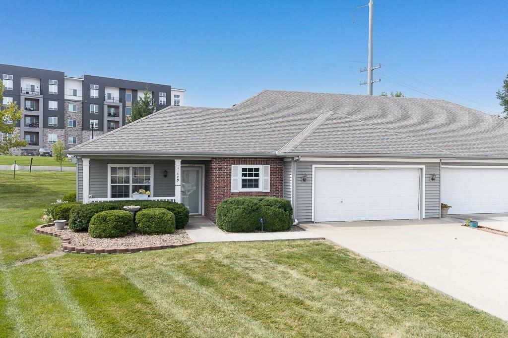 Listing Photo MLS #HMS2629920