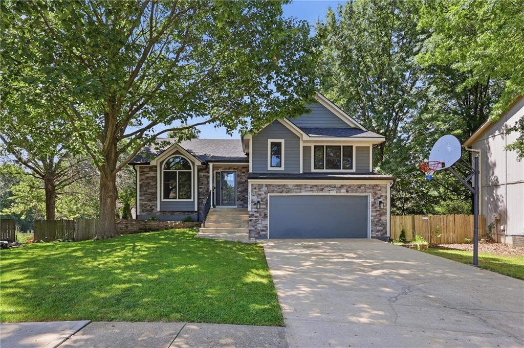 Listing Photo MLS #HMS2629968