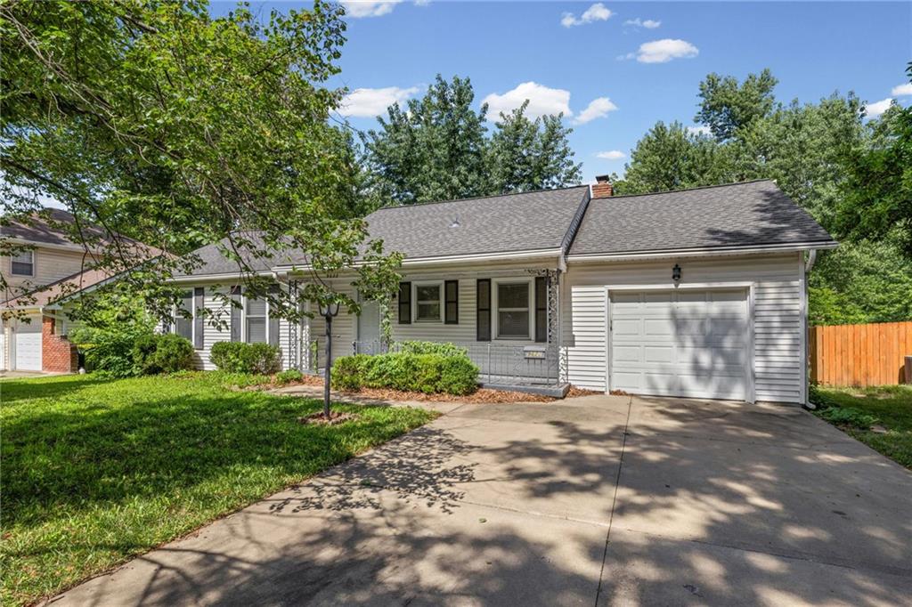 Listing Photo MLS #HMS2630128