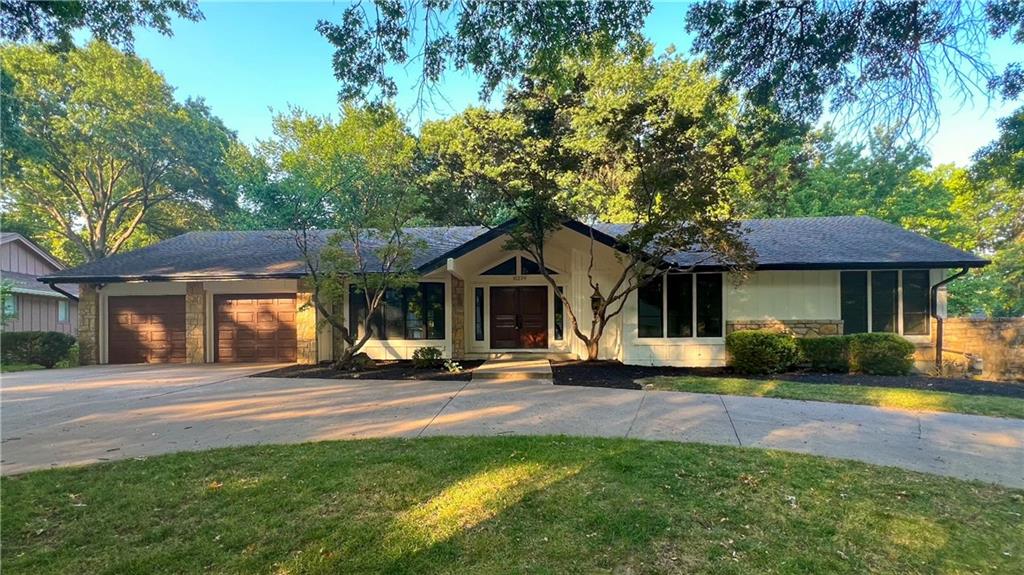 Listing Photo MLS #HMS2630491