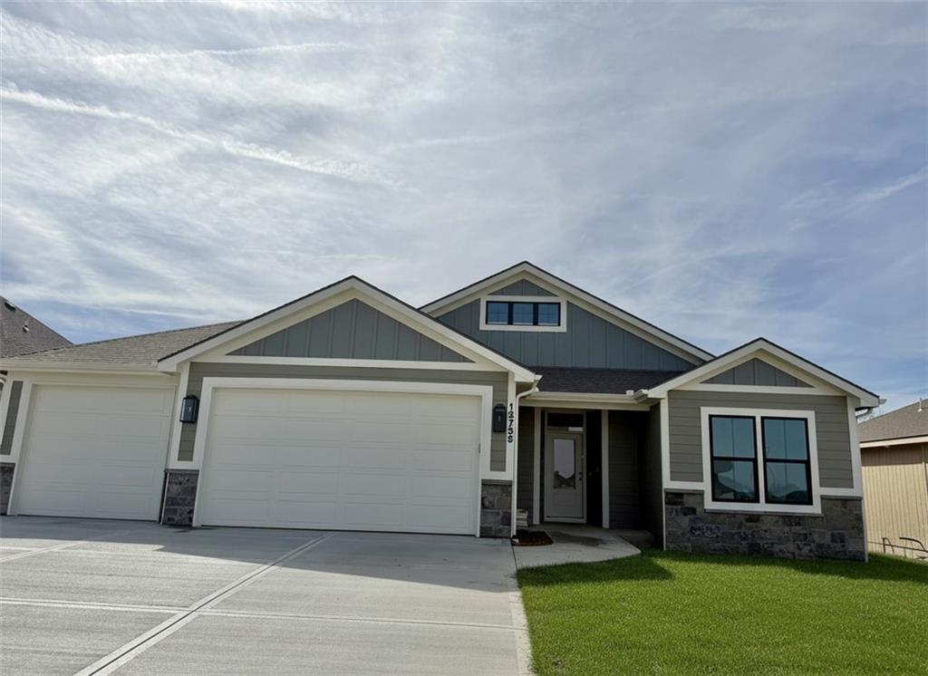 Listing Photo MLS #HMS2630676