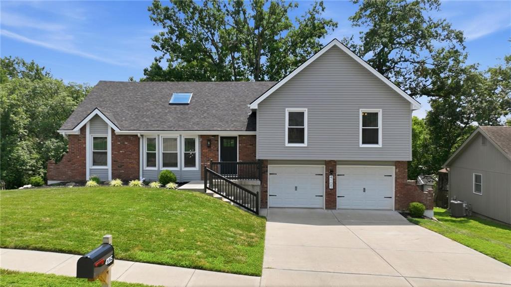 Listing Photo MLS #HMS2630709