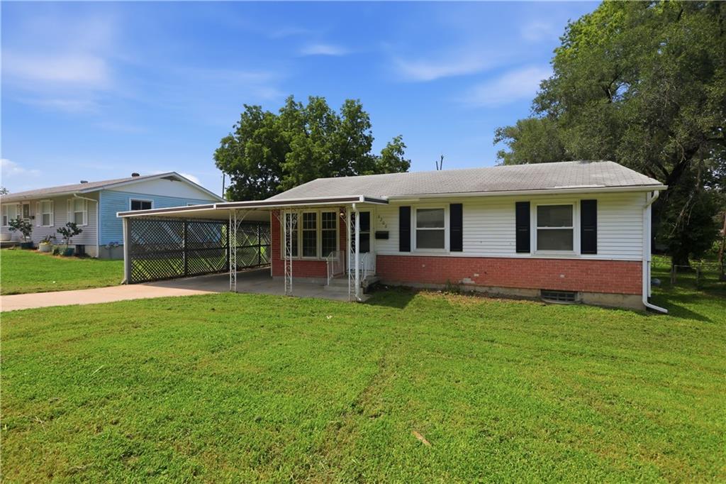Listing Photo MLS #HMS2630716
