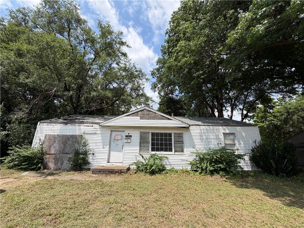 Listing Photo MLS #HMS2630776