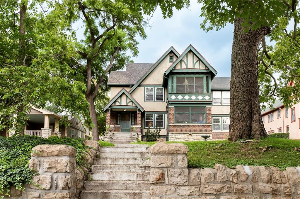 Listing Photo MLS #HMS2630791