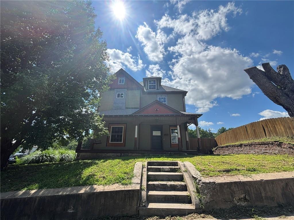 Listing Photo MLS #HMS2630792