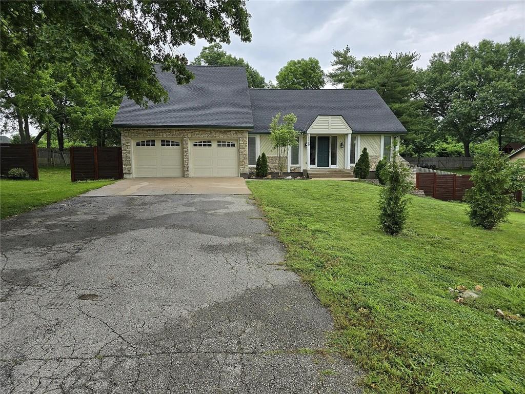 Listing Photo MLS #HMS2630911