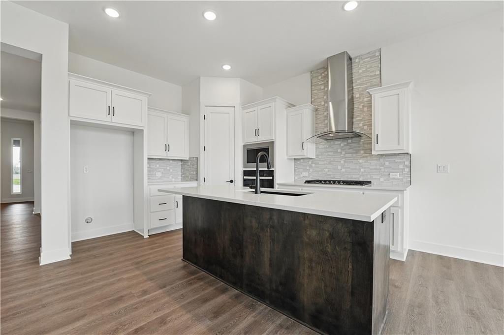 Listing Photo MLS #HMS2630930