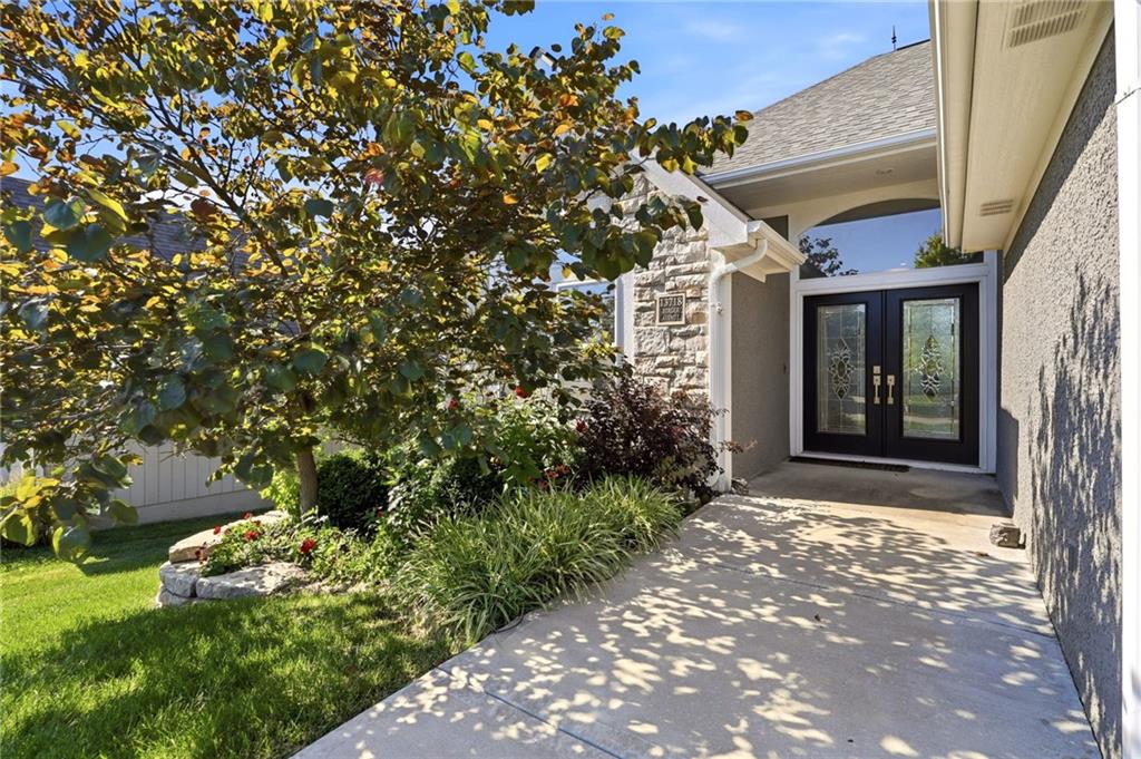 Listing Photo MLS #HMS2631192