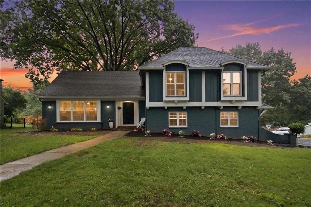Listing Photo MLS #HMS2631237