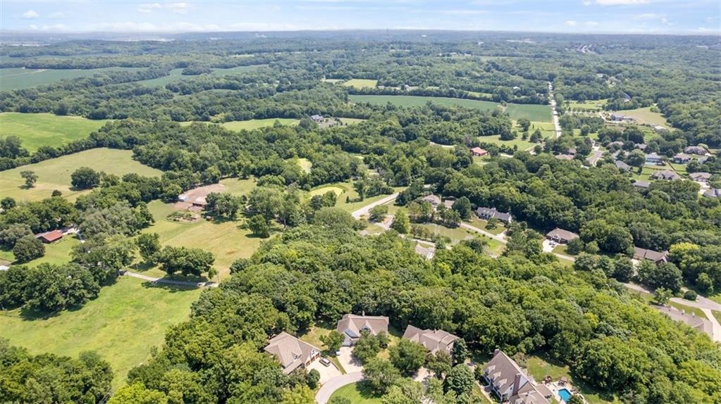 Listing Photo MLS #HMS2631294