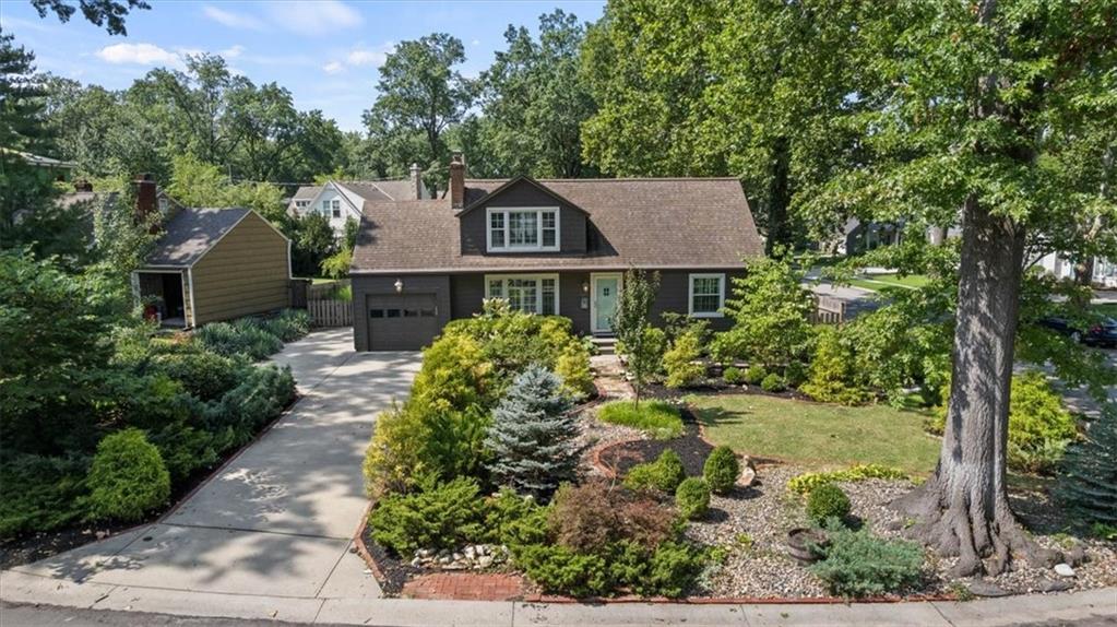 Listing Photo MLS #HMS2631303