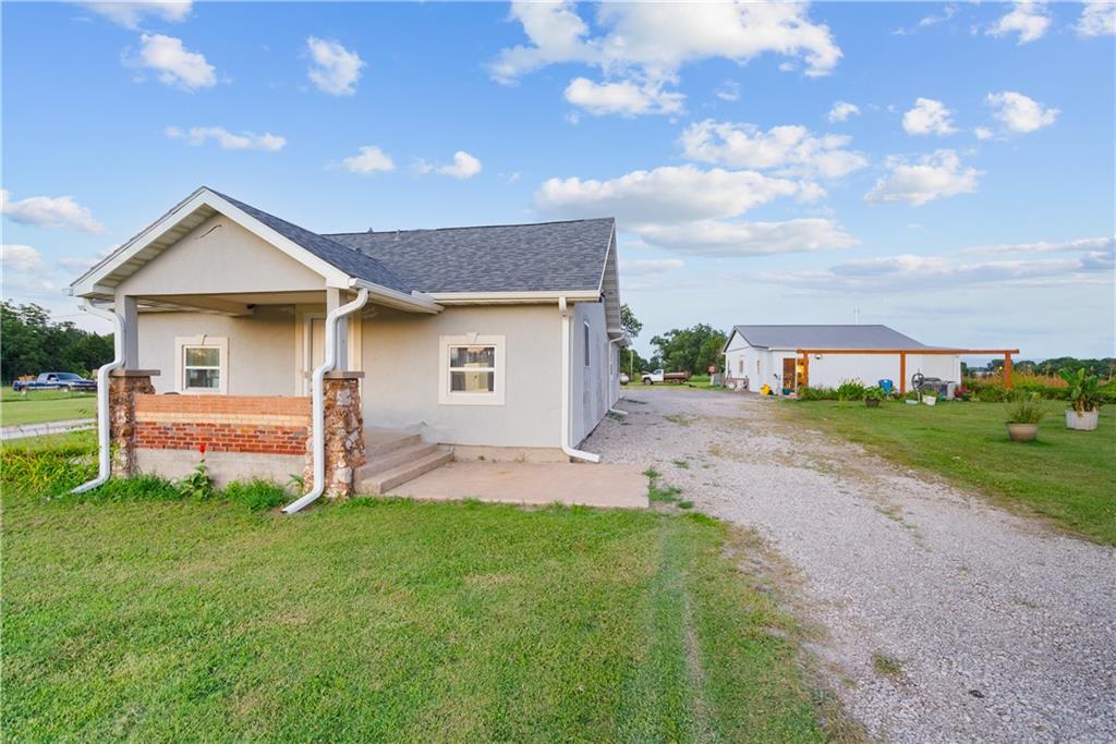 Listing Photo MLS #HMS2631326