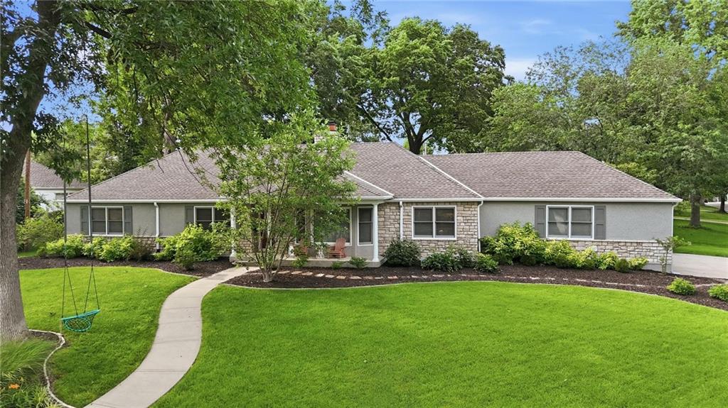 Listing Photo MLS #HMS2631335