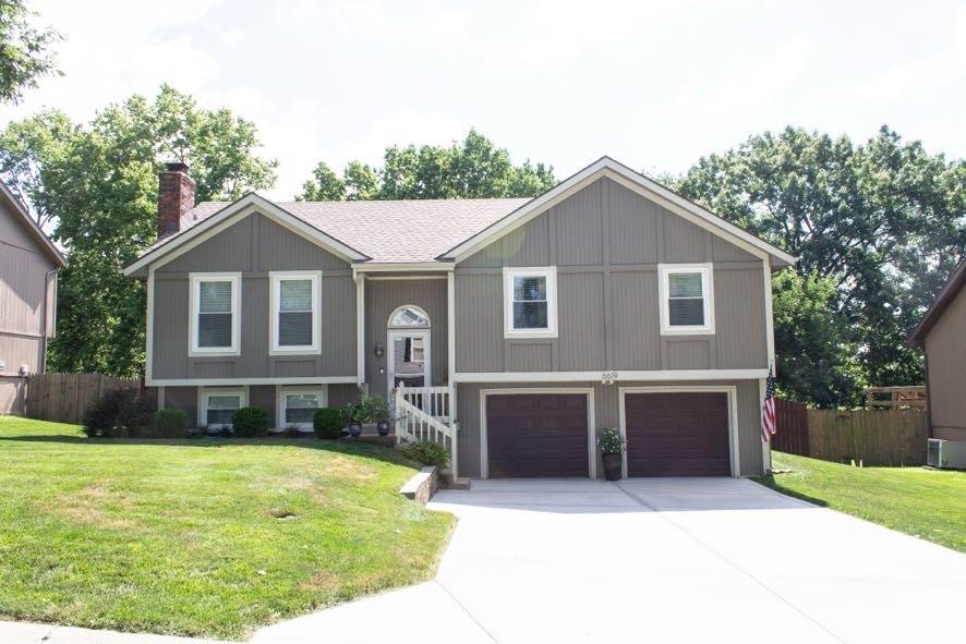 Listing Photo MLS #HMS2631349